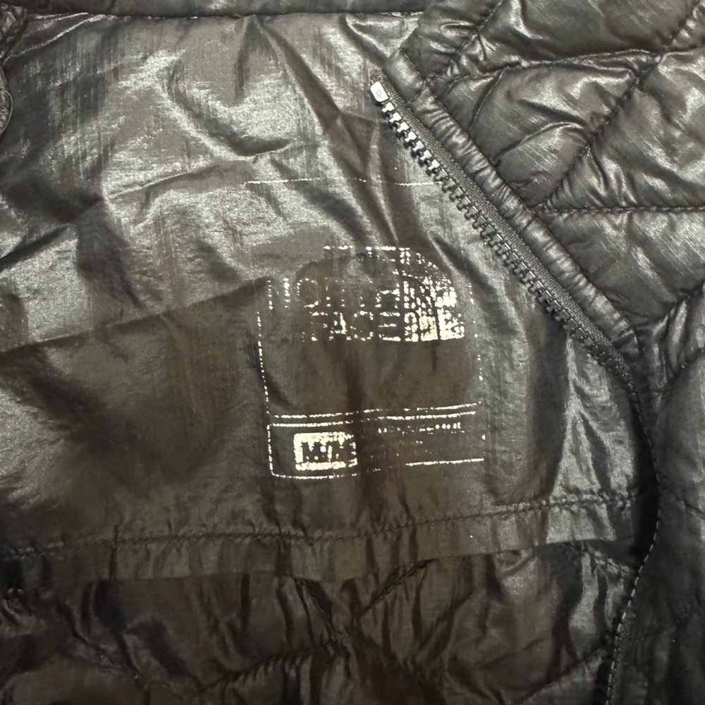 The North Face high shine bubble jacket - Picture 4 of 6